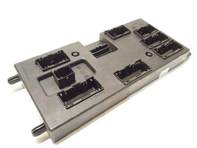 BCM BODY CONTROL MODULE 2021+ Defender Part Number  printed   M8E214F041DA  USE SW28 to Avoid Swapping BCM when Locked